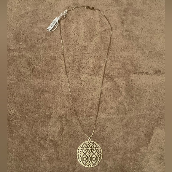 Vera Bradley Jewelry - New Vera Bradley Gold Tone Necklace